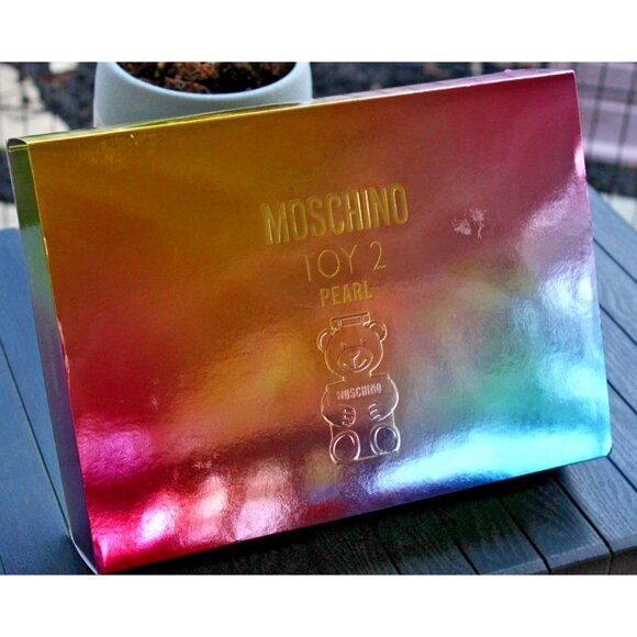 Moschino Toy 2 Pearl Eau De Parfum (4) Piece Set 100ml Full Size BNIB $101 MSRP - Picture 5 of 7